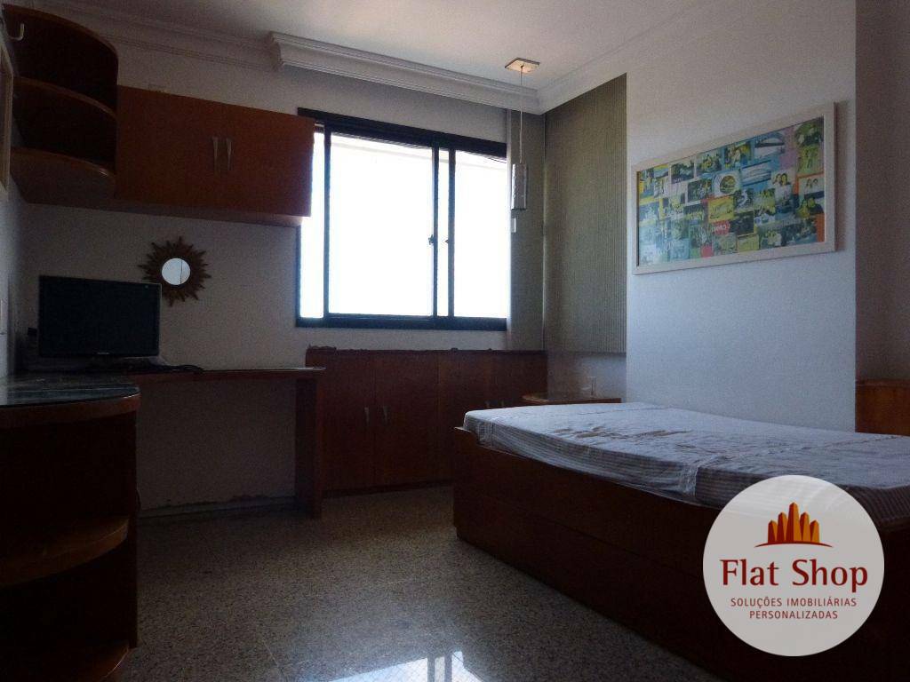 Apartamento à venda com 4 quartos, 210m² - Foto 15