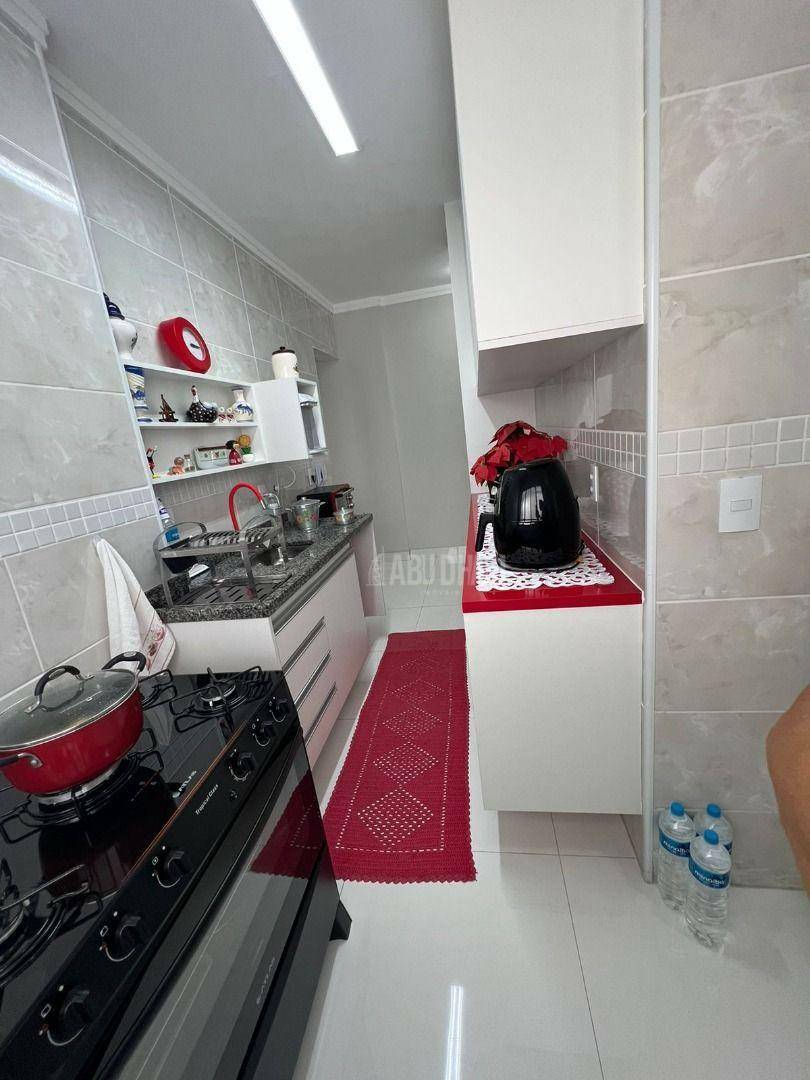 Apartamento à venda com 2 quartos, 72m² - Foto 11