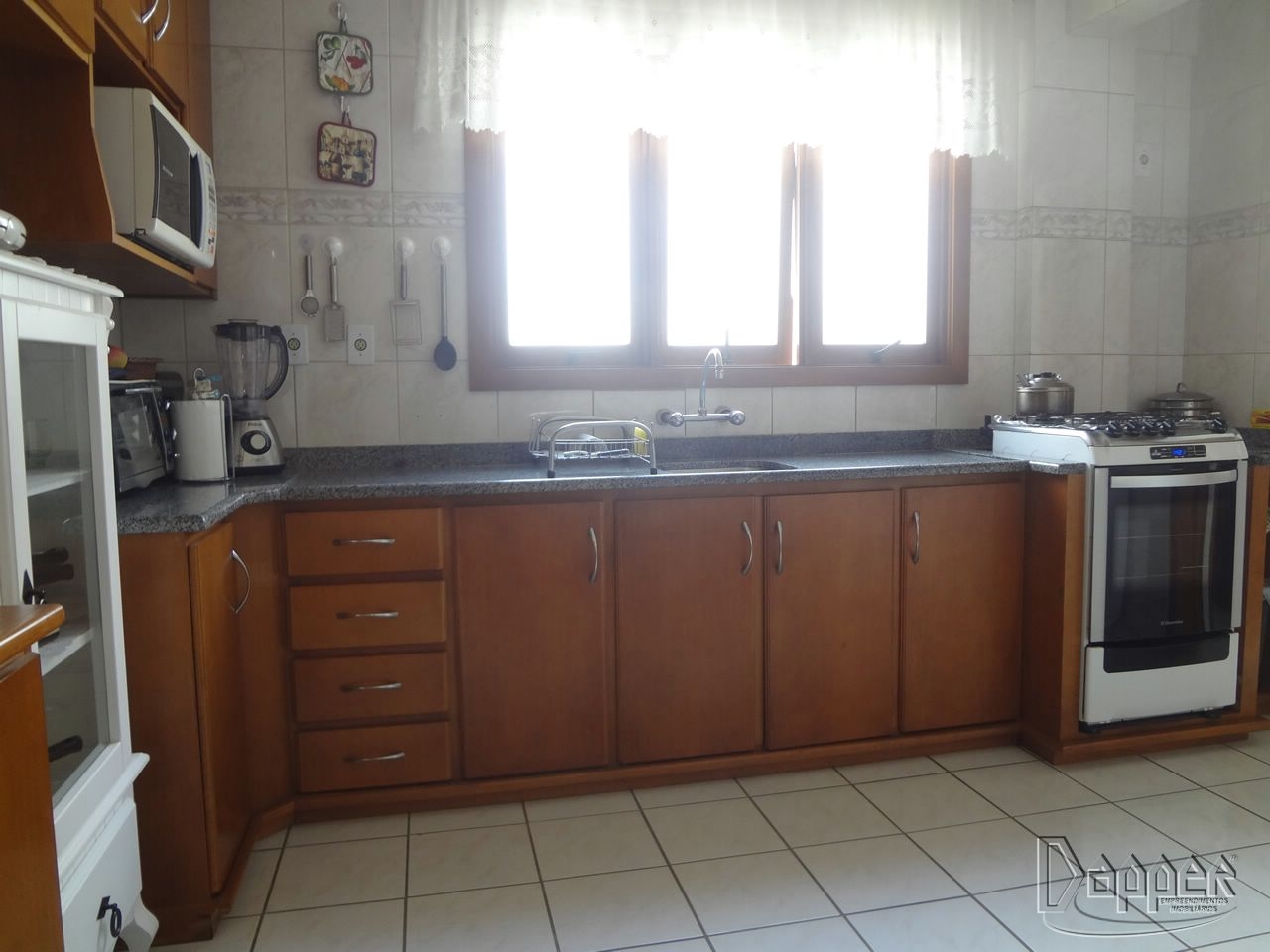 Apartamento à venda com 3 quartos, 114m² - Foto 4