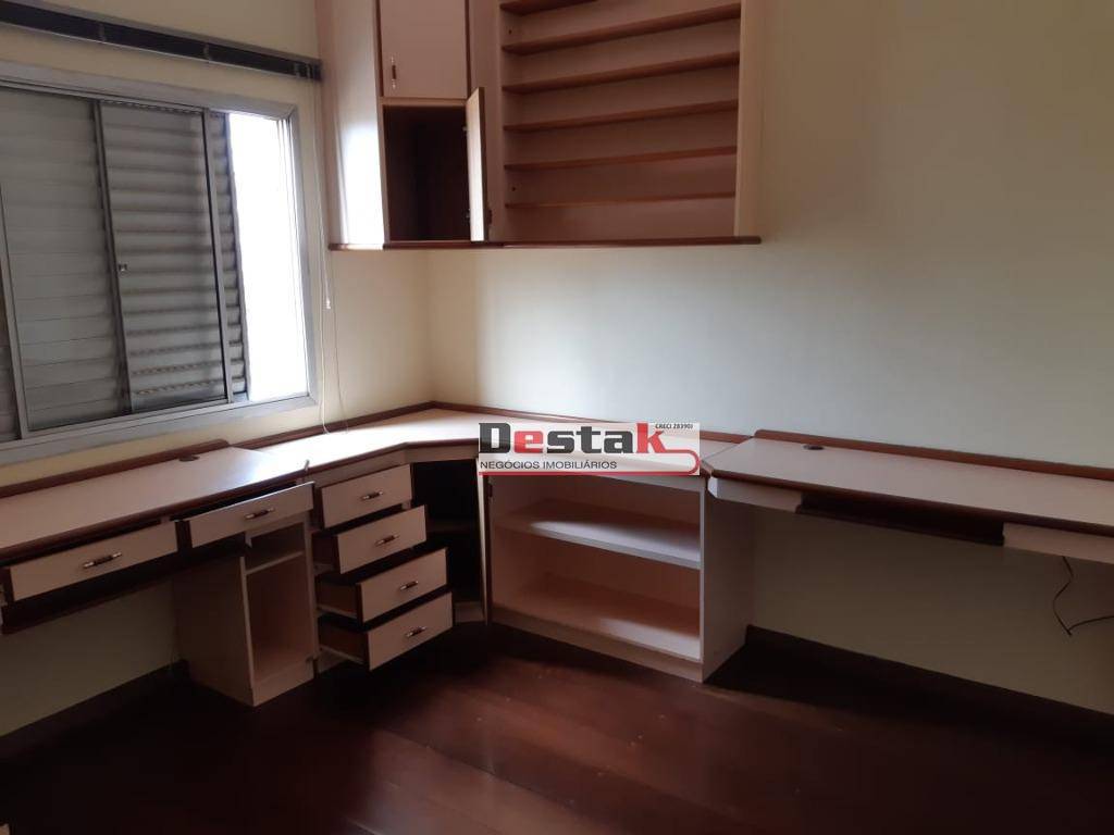 Apartamento à venda com 3 quartos, 87m² - Foto 18