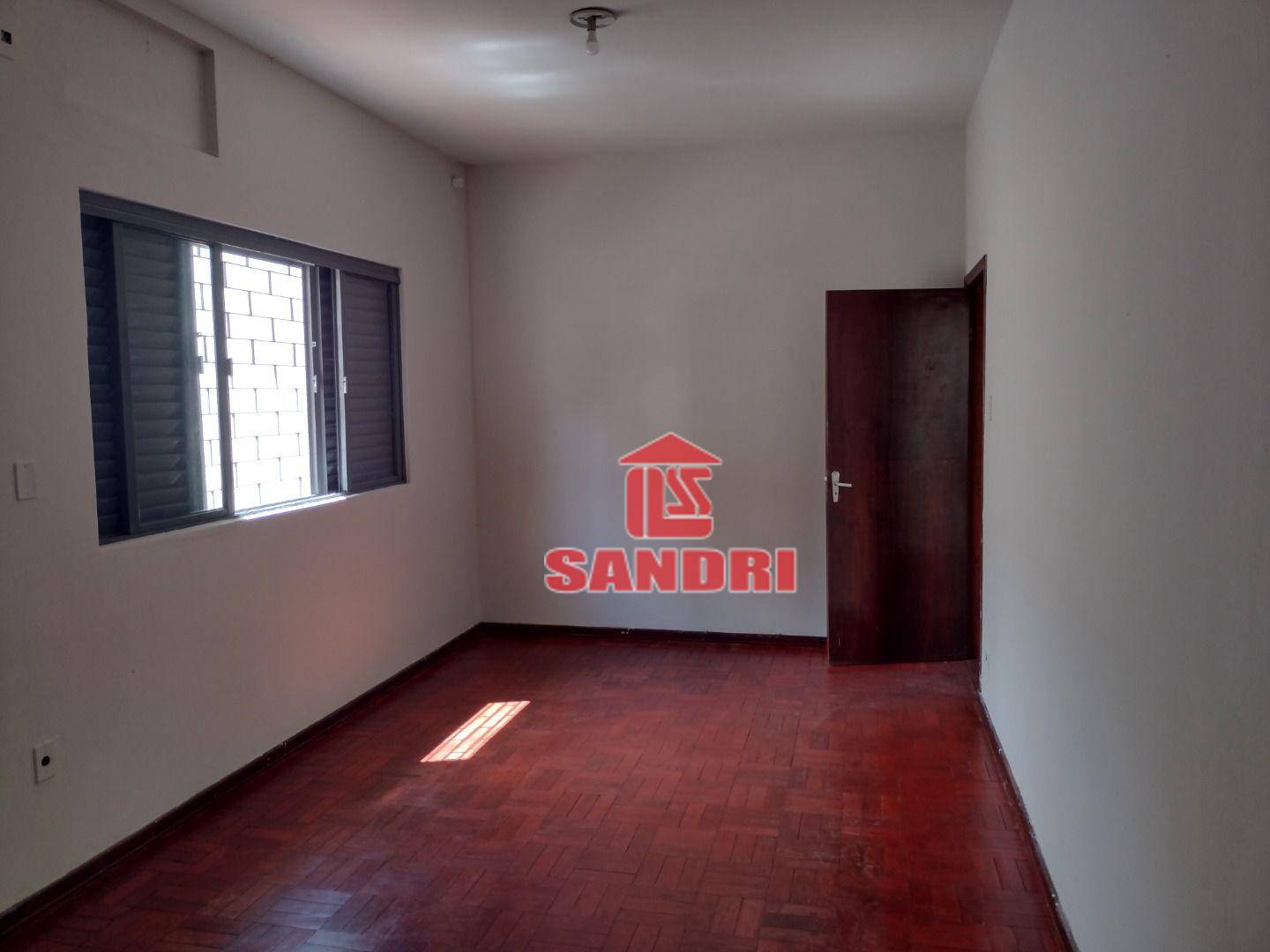 Casa para alugar com 3 quartos, 161m² - Foto 16