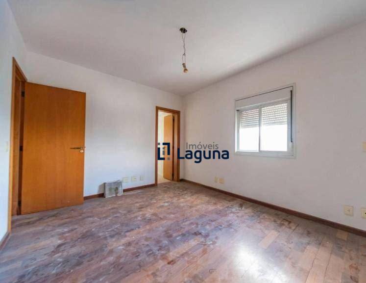 Apartamento à venda com 3 quartos, 175m² - Foto 9