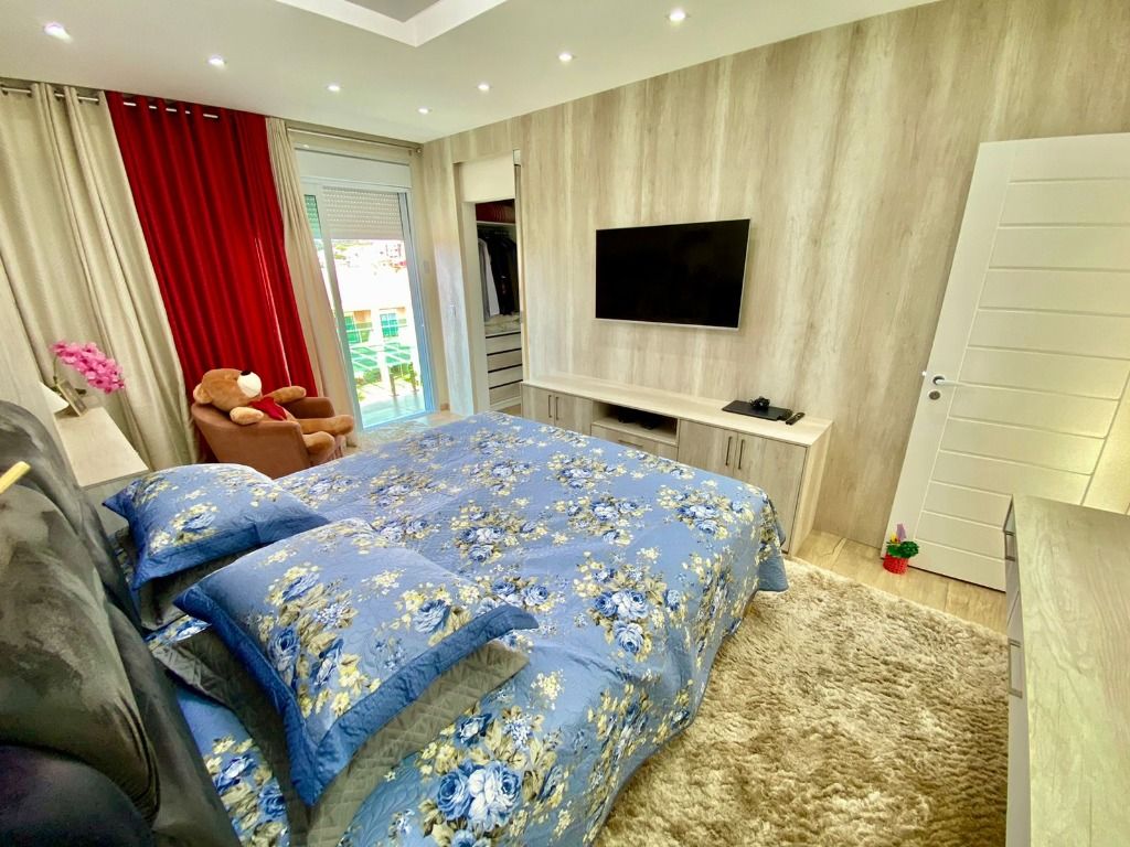 Casa de Condomínio à venda com 3 quartos, 350m² - Foto 18