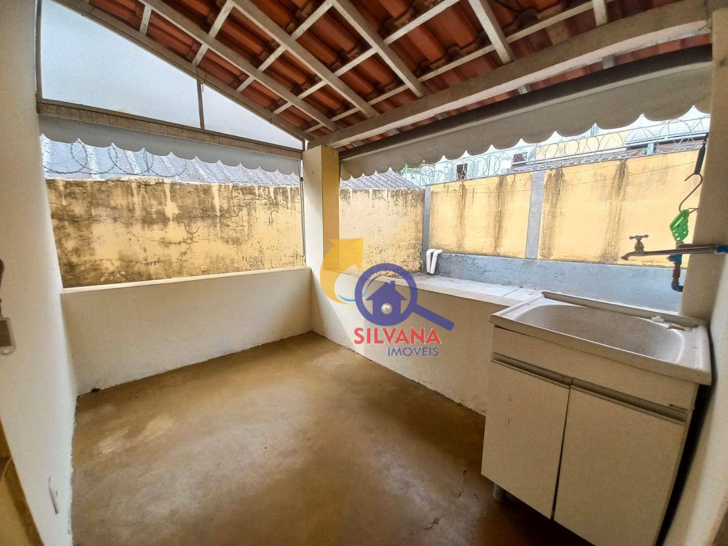 Casa para alugar com 3 quartos, 170m² - Foto 15