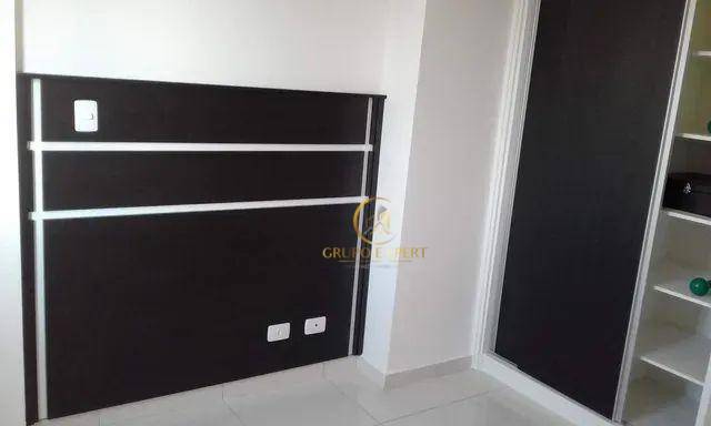 Apartamento para alugar com 3 quartos, 92m² - Foto 15