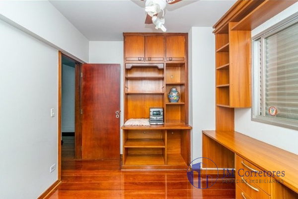 Apartamento à venda com 4 quartos, 275m² - Foto 10