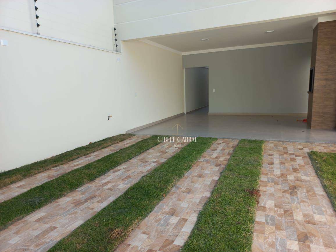 Casa à venda com 3 quartos, 140m² - Foto 2