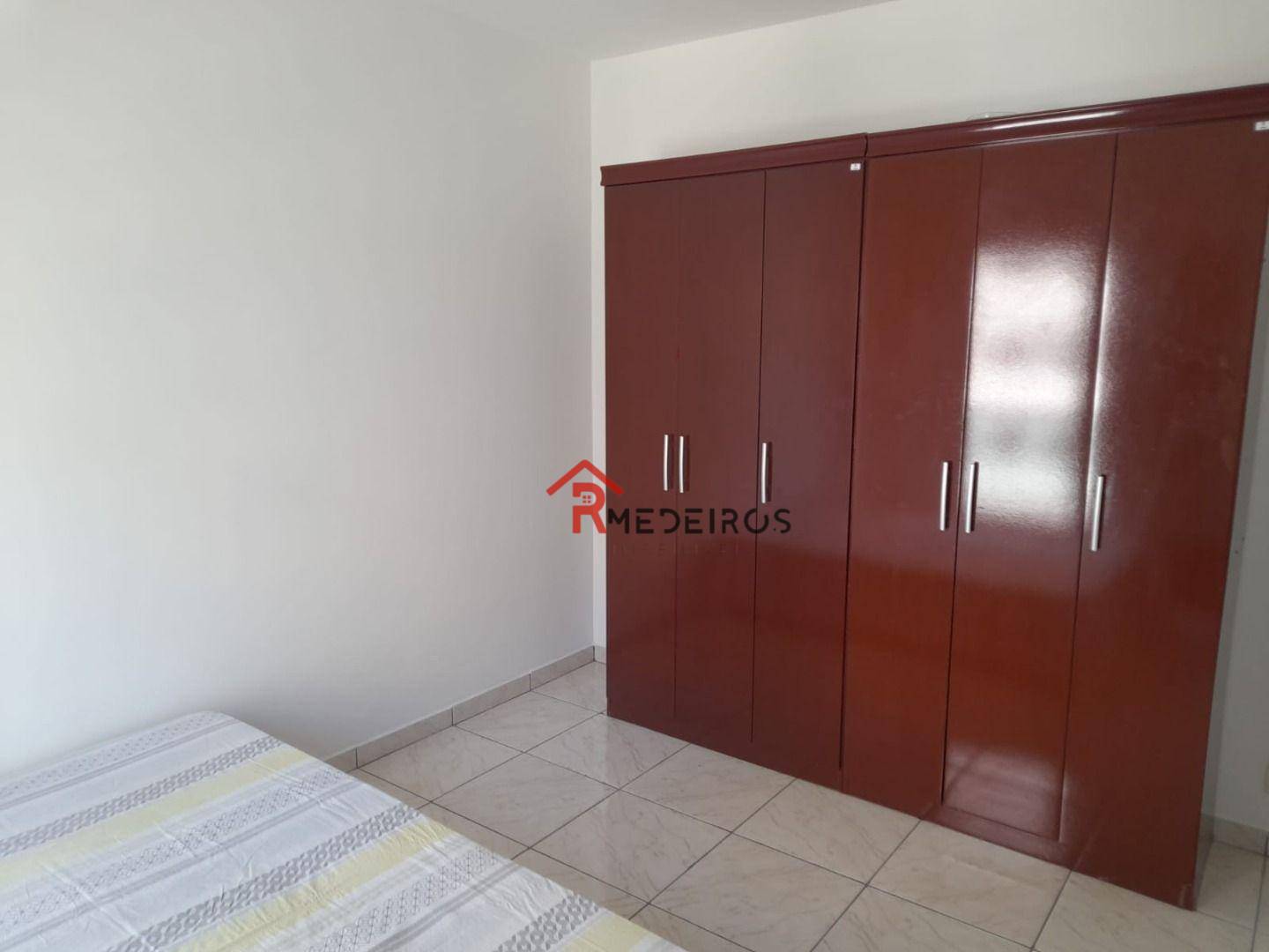 Apartamento à venda com 2 quartos, 70m² - Foto 25