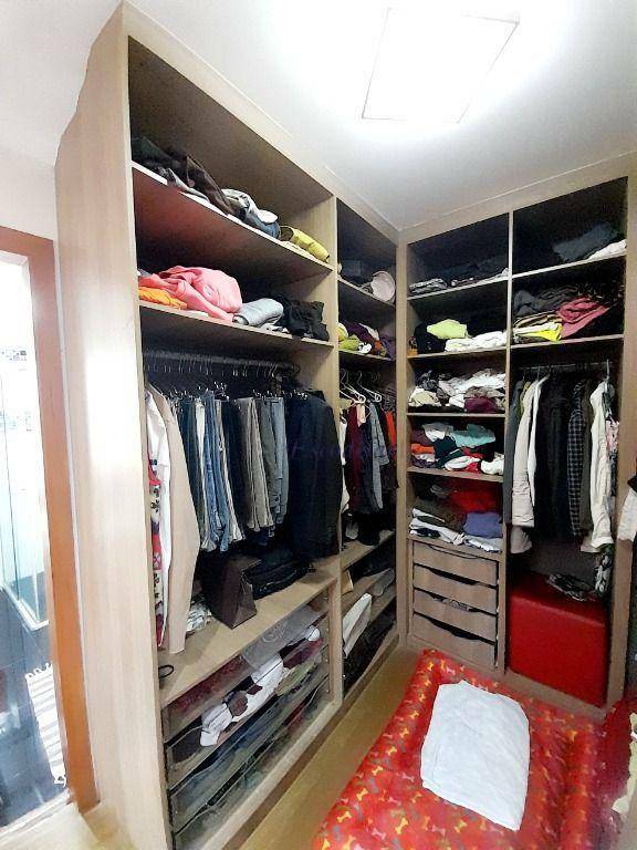 Apartamento à venda com 4 quartos, 240m² - Foto 33