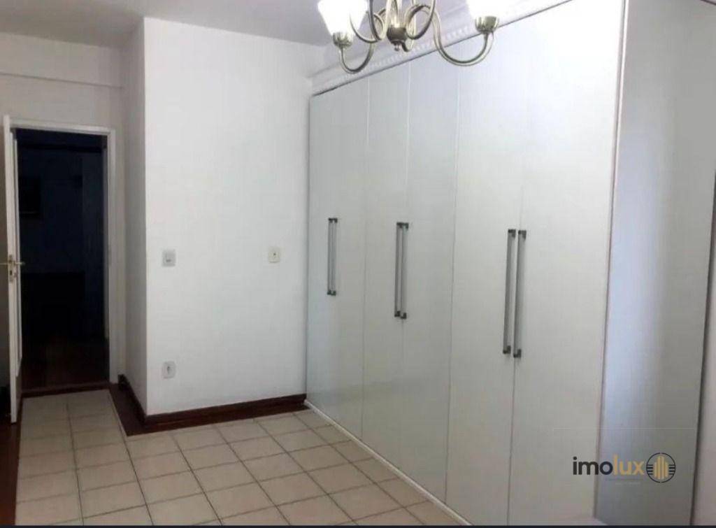 Apartamento para alugar com 3 quartos, 1m² - Foto 8