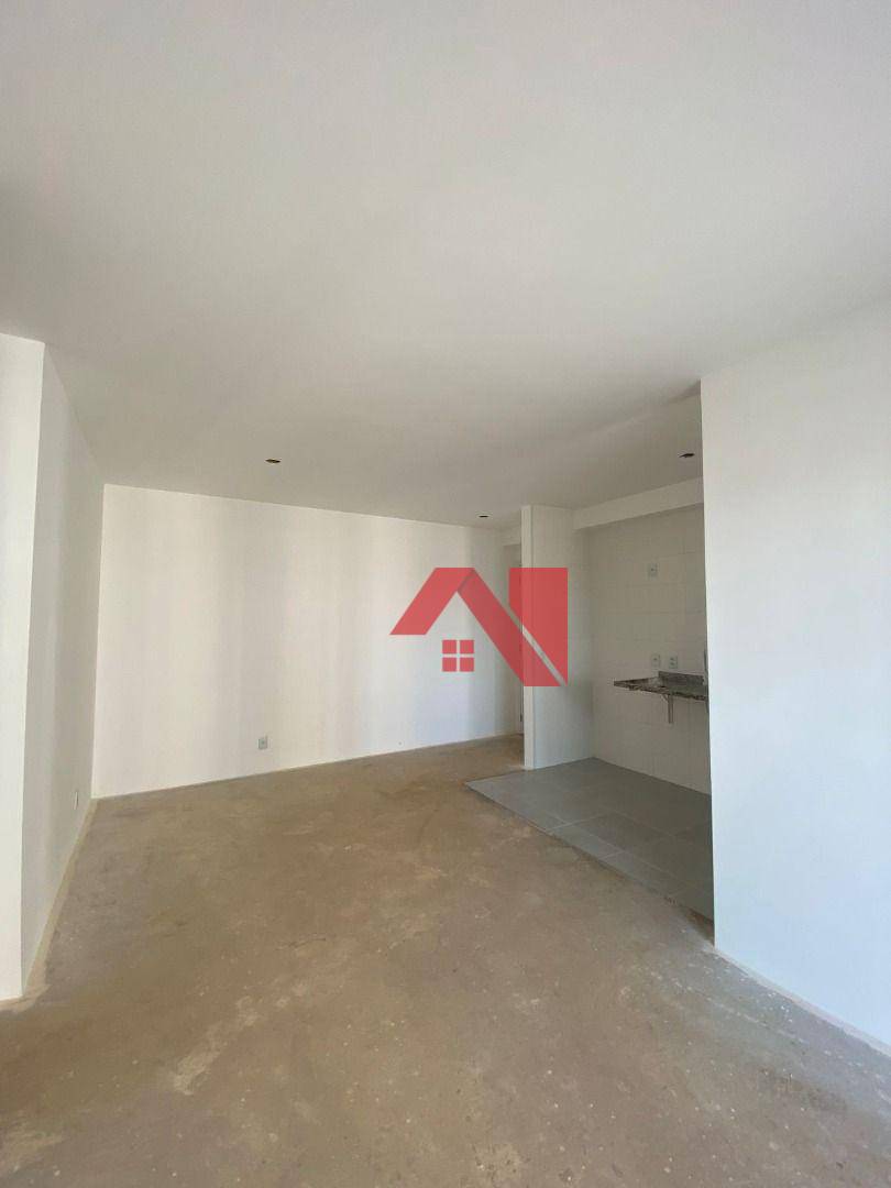 Apartamento à venda com 3 quartos, 75m² - Foto 17