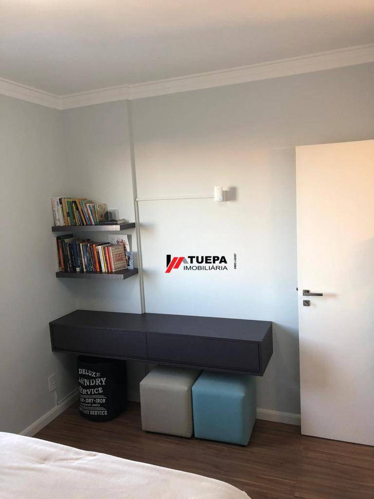 Apartamento à venda com 2 quartos, 65m² - Foto 1