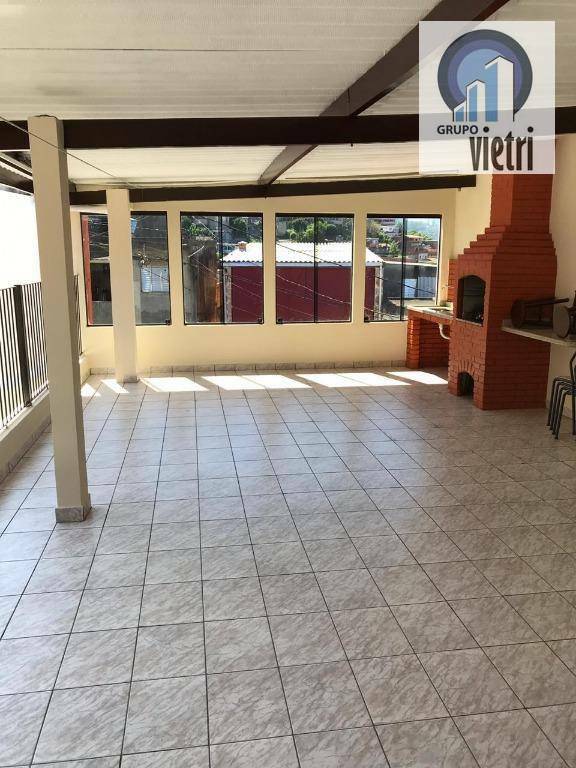 Casa à venda com 4 quartos, 180m² - Foto 14