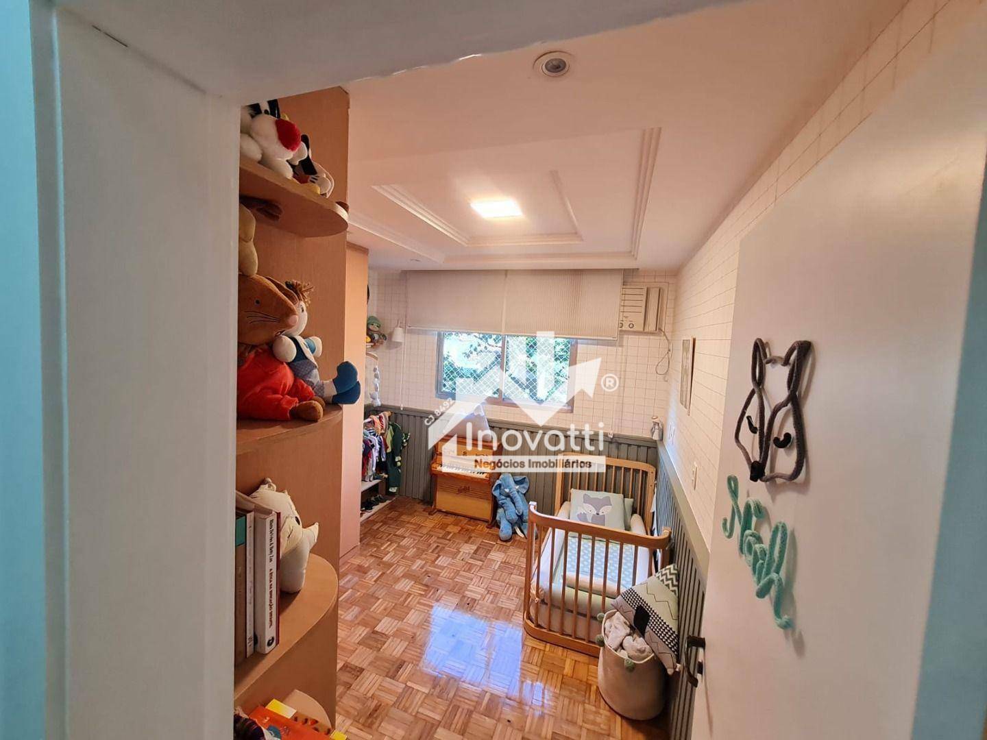 Apartamento à venda com 4 quartos, 140m² - Foto 25