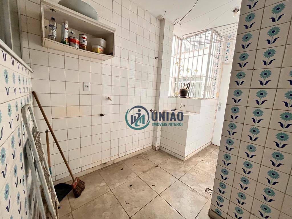 Apartamento à venda com 3 quartos, 125m² - Foto 13