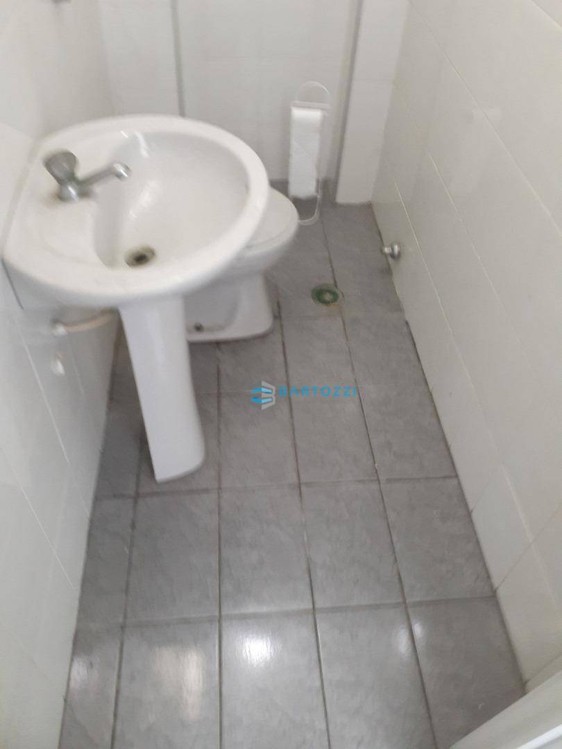 Apartamento à venda com 3 quartos, 210m² - Foto 17