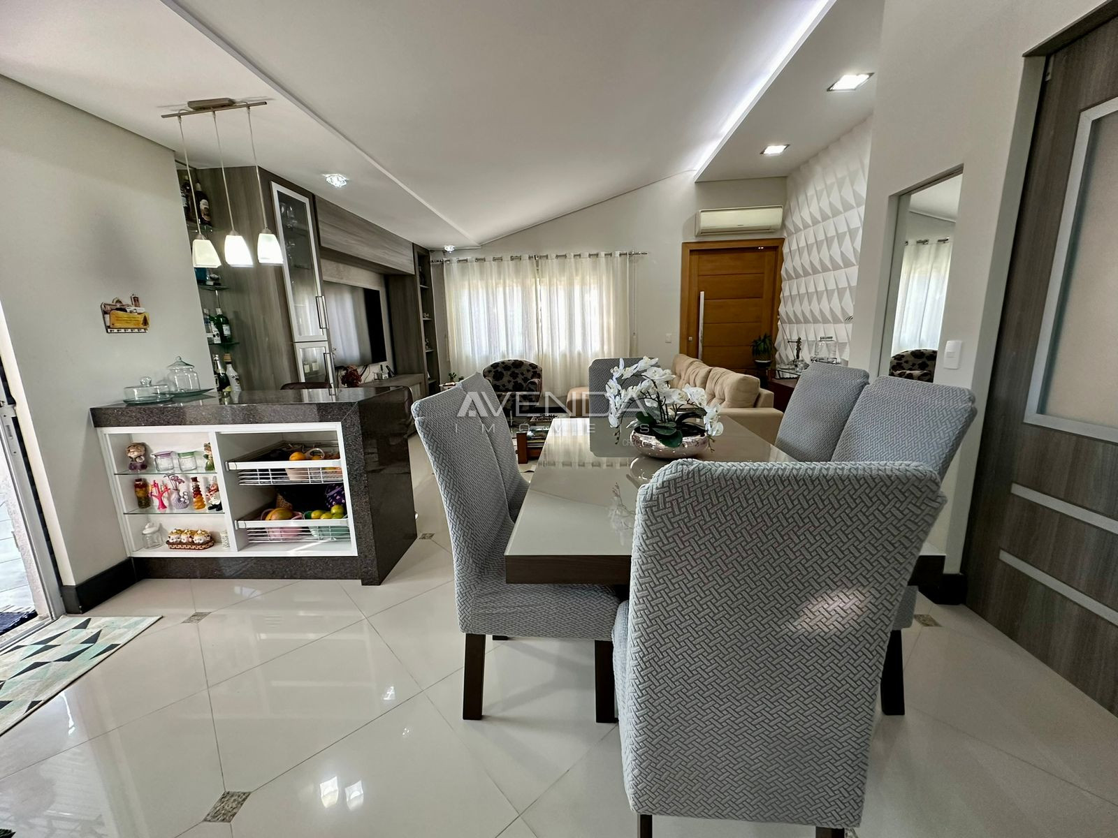 Casa à venda com 3 quartos, 360m² - Foto 4