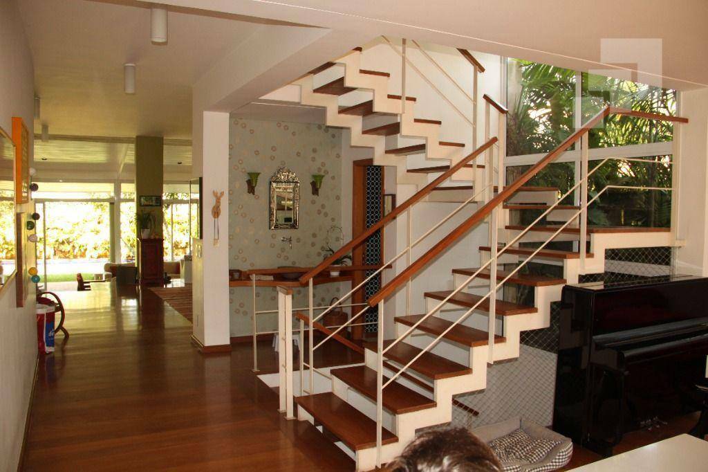 Sobrado à venda com 4 quartos, 540m² - Foto 25
