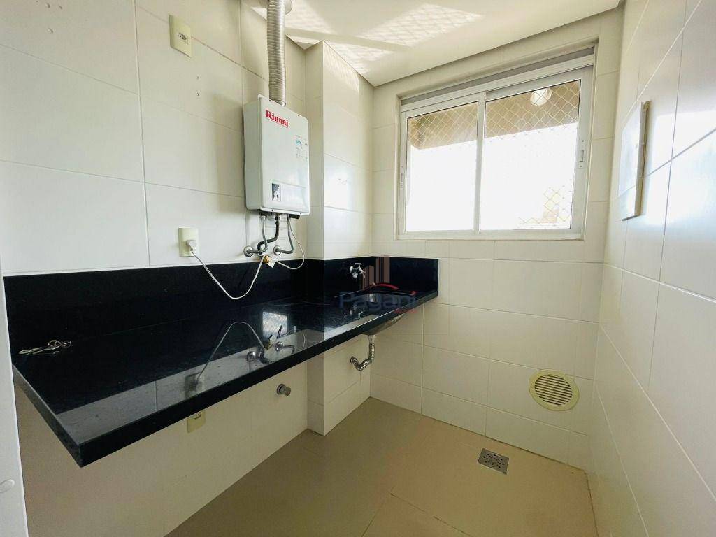 Apartamento para alugar com 2 quartos, 80m² - Foto 13