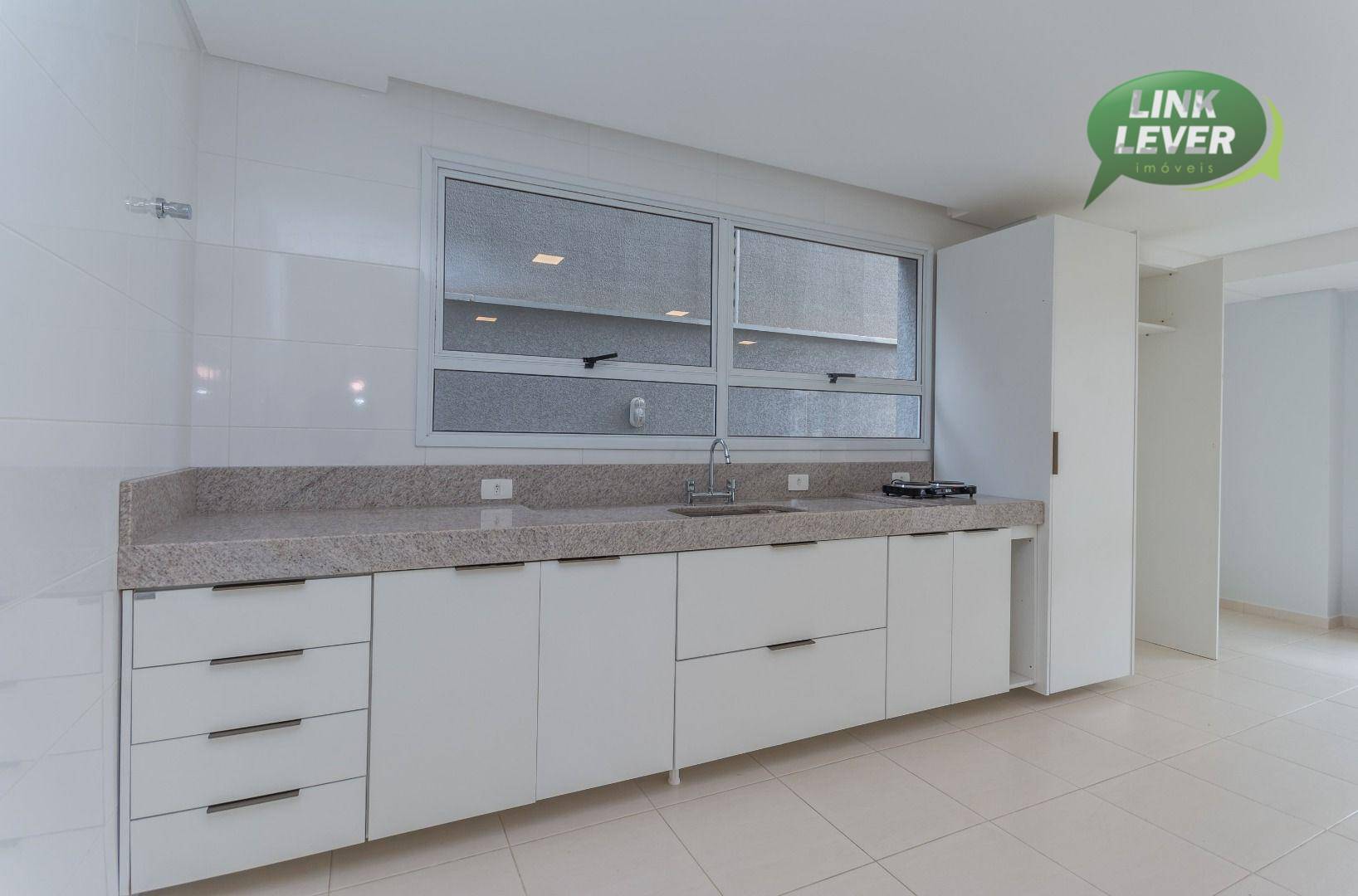 Apartamento para alugar com 1 quarto, 40m² - Foto 11