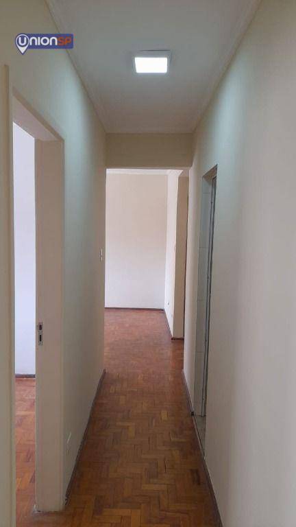 Apartamento à venda com 3 quartos, 76m² - Foto 11