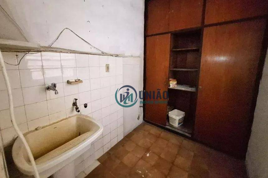 Apartamento à venda com 3 quartos, 110m² - Foto 26