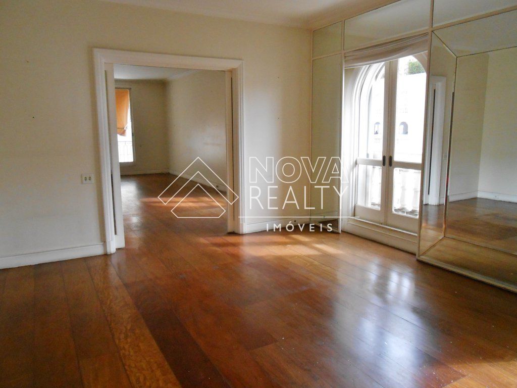 Apartamento, 4 quartos, 380 m² - Foto 1