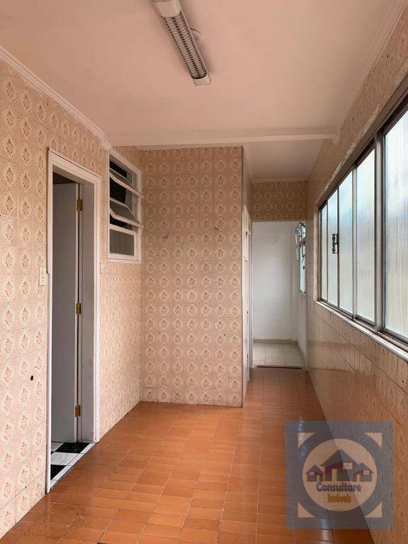 Apartamento à venda com 3 quartos, 176m² - Foto 25