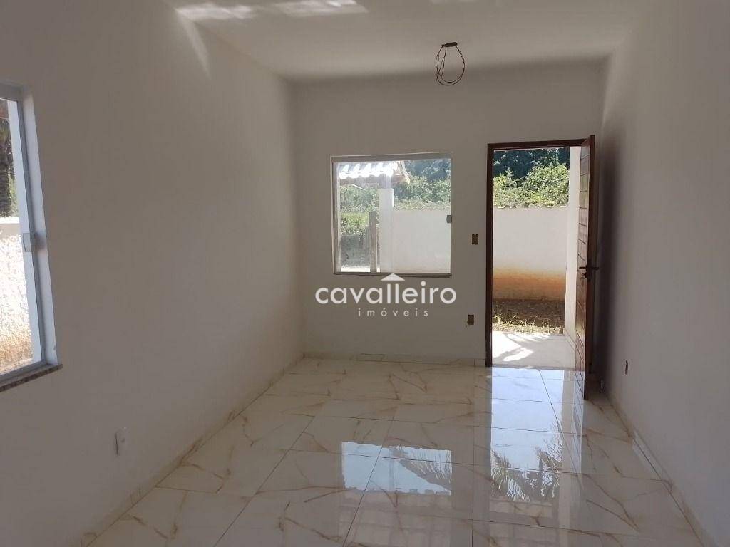 Casa à venda com 2 quartos, 78m² - Foto 4