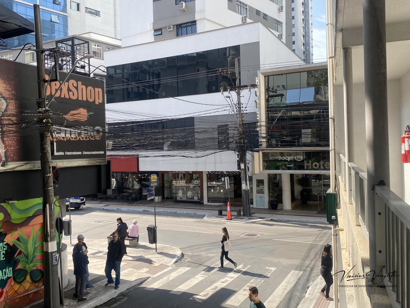 Apartamento para alugar com 2 quartos, 60m² - Foto 7