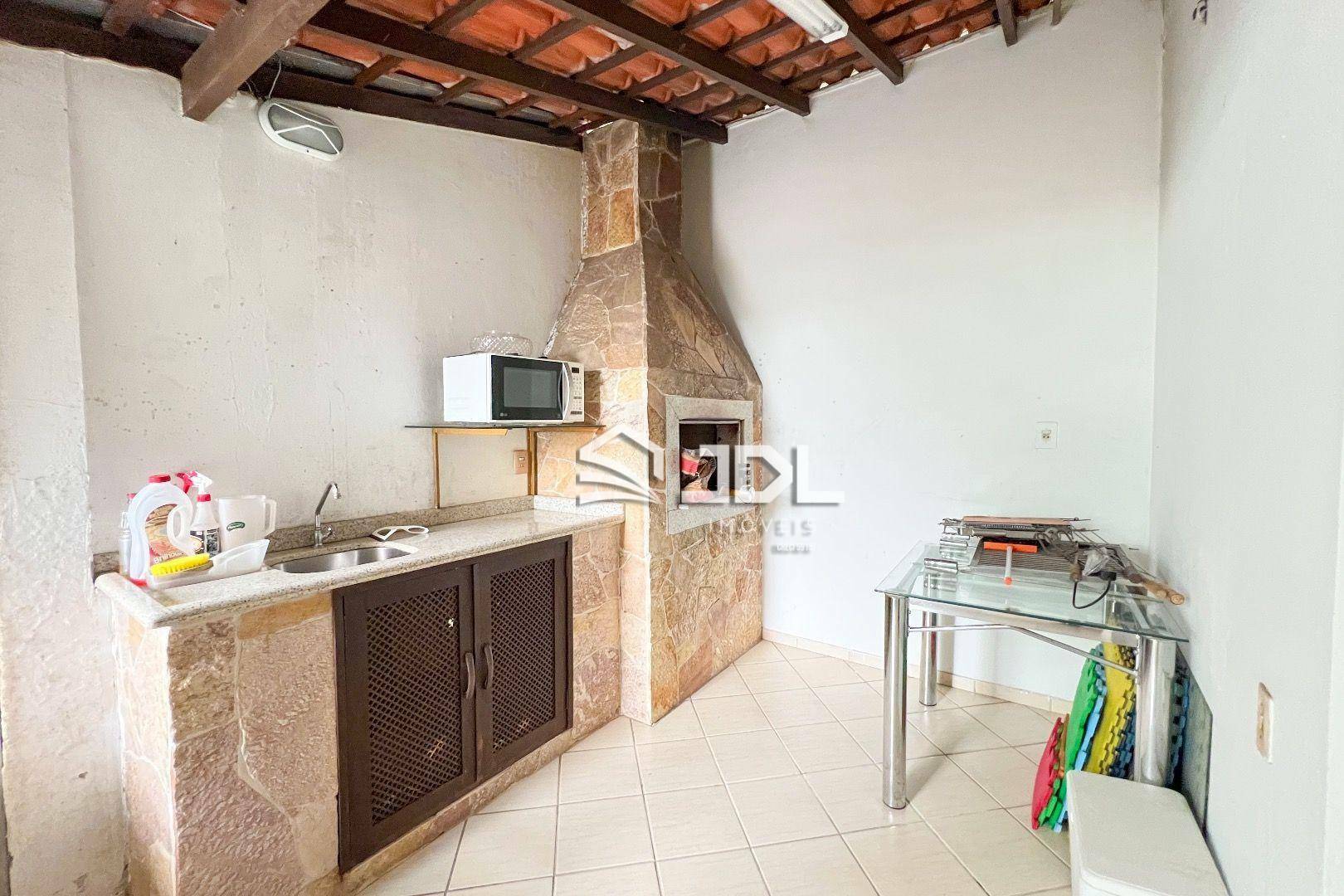 Casa à venda com 4 quartos, 233m² - Foto 19