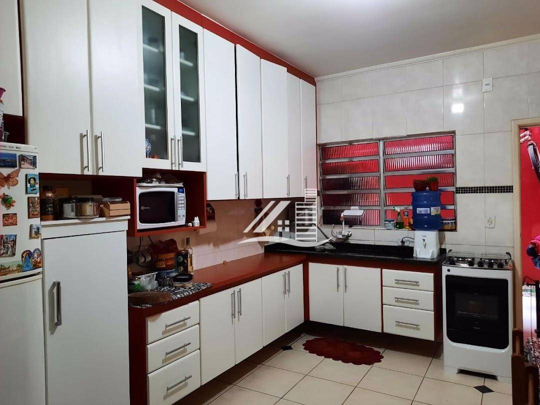 Sobrado à venda com 3 quartos, 80m² - Foto 3