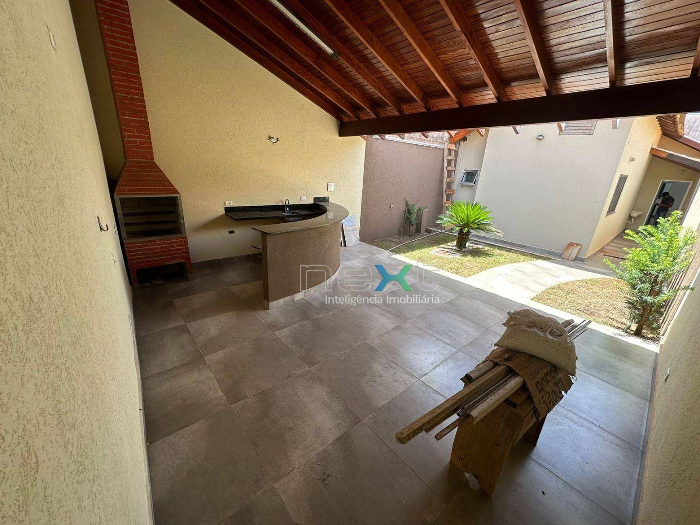 Casa à venda com 3 quartos, 100m² - Foto 7