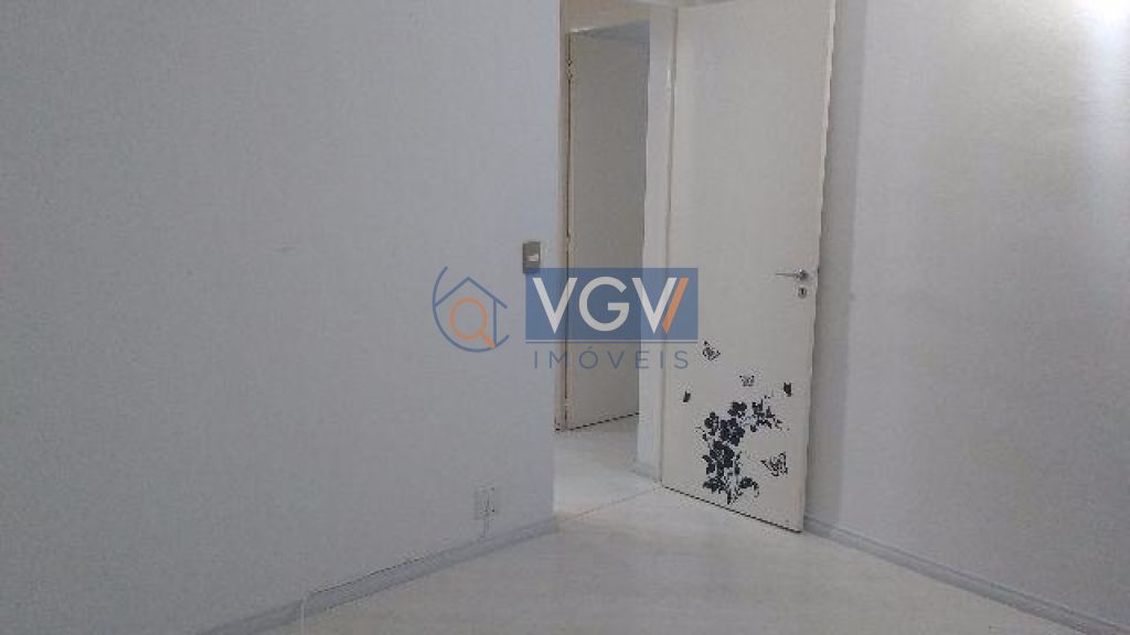 Apartamento à venda com 2 quartos, 58m² - Foto 13