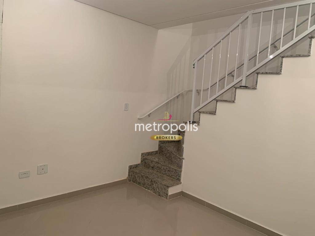 Sobrado à venda com 2 quartos, 120m² - Foto 2