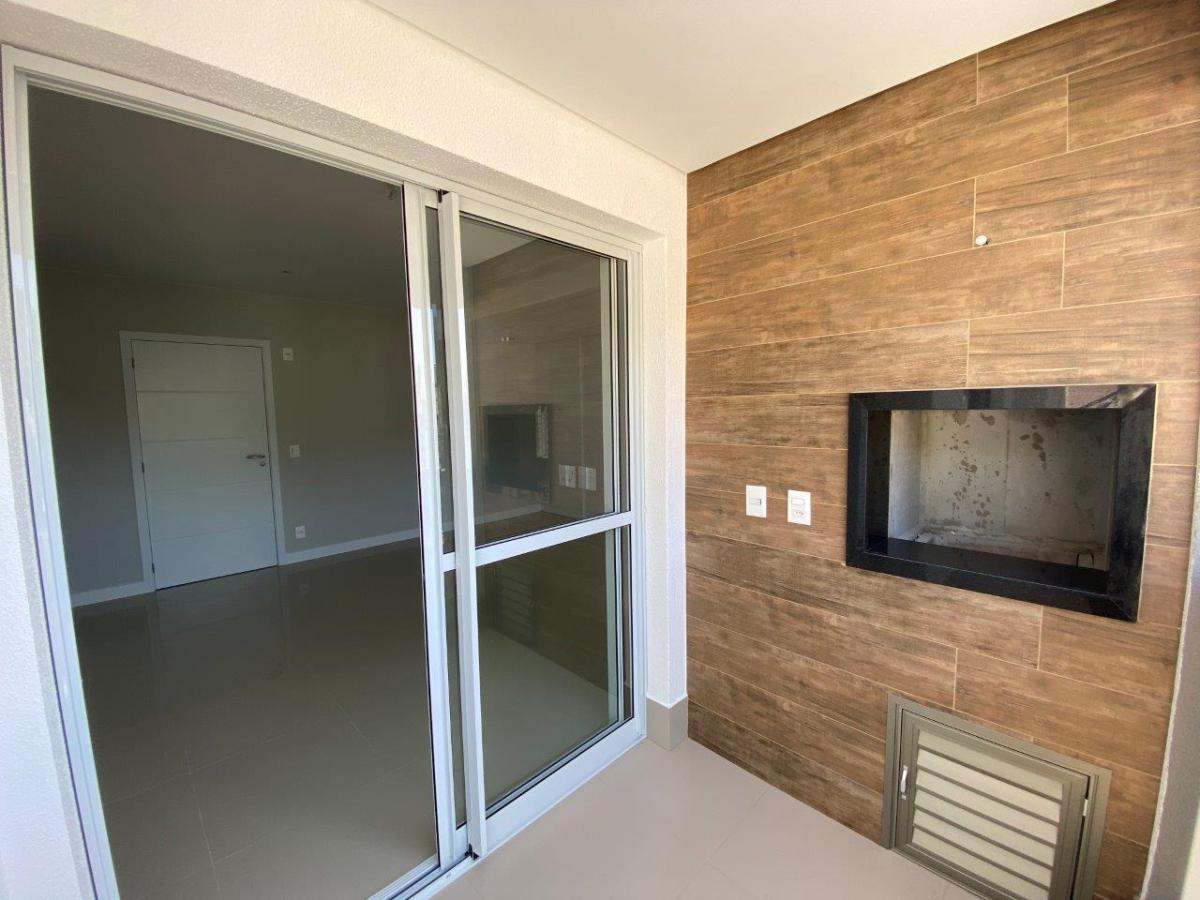 Apartamento à venda com 2 quartos, 75m² - Foto 8