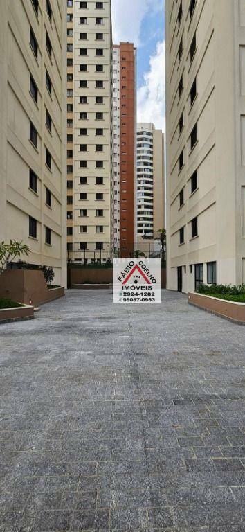 Apartamento à venda com 2 quartos, 55m² - Foto 32