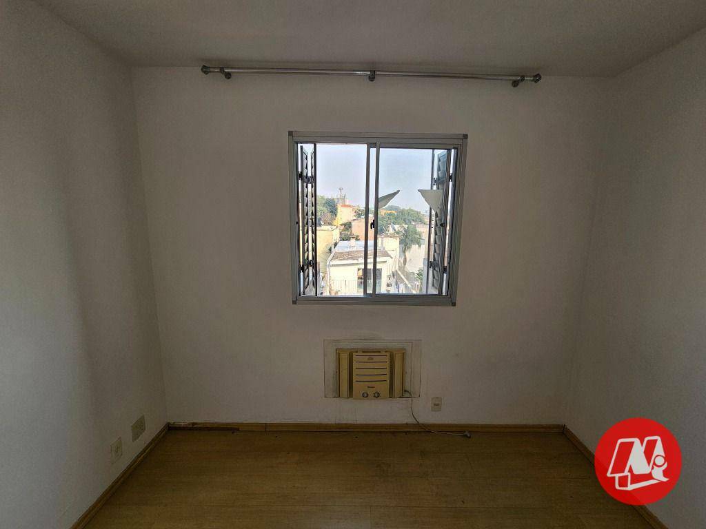 Apartamento à venda com 2 quartos, 46m² - Foto 13