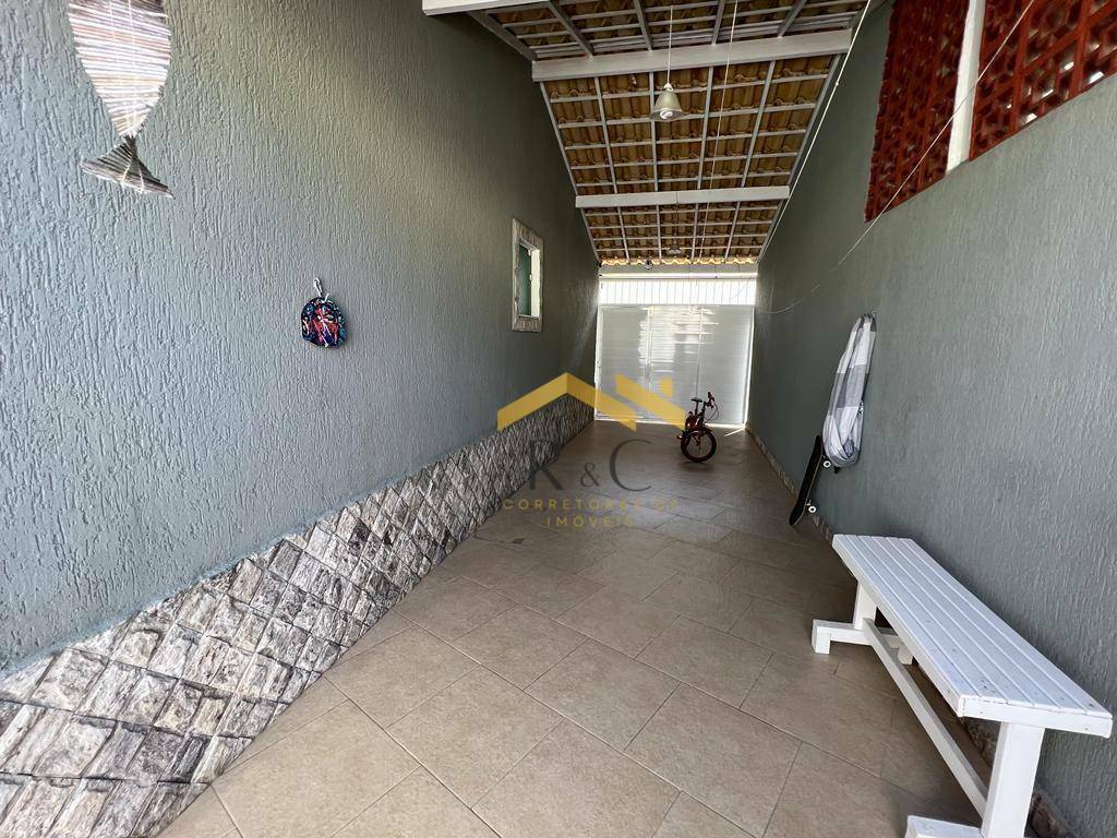 Casa à venda com 2 quartos, 75m² - Foto 8