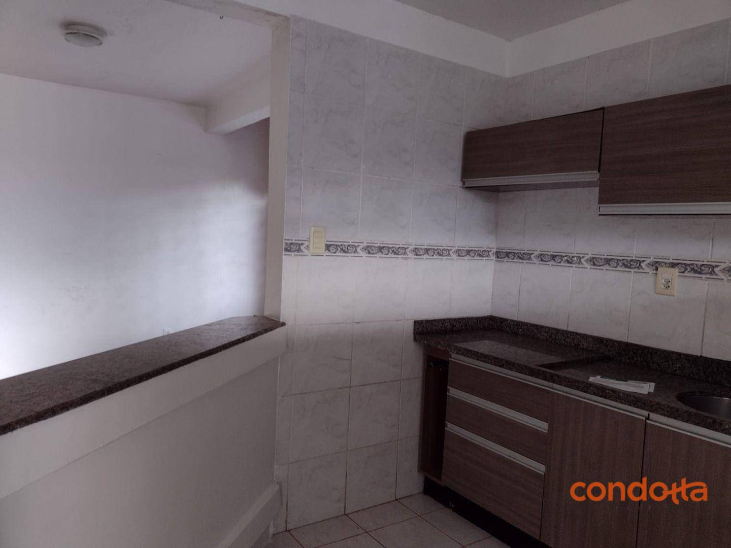 Casa para alugar com 3 quartos, 120m² - Foto 12
