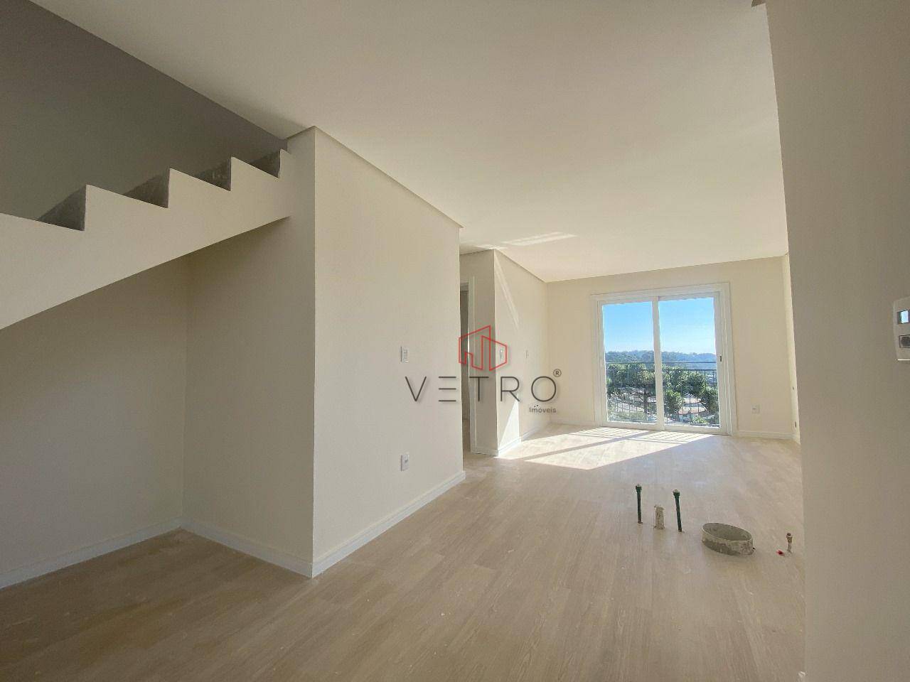 Apartamento à venda com 3 quartos, 150m² - Foto 4