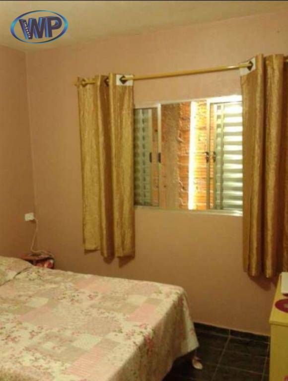 Casa, 3 quartos, 235 m² - Foto 3