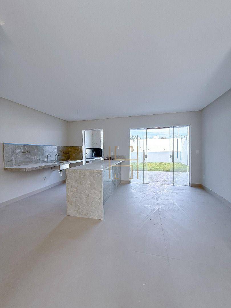 Casa, 4 quartos, 170 m² - Foto 2