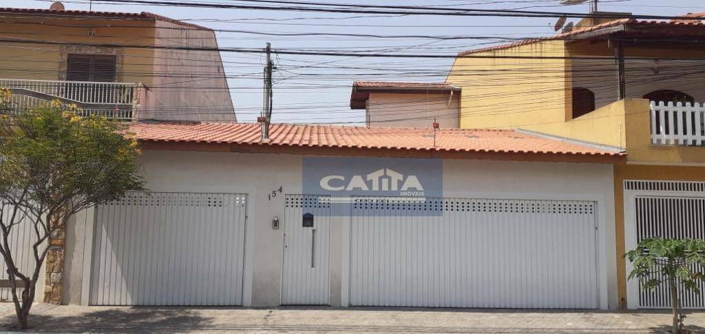 Sobrado à venda com 4 quartos, 300m² - Foto 1