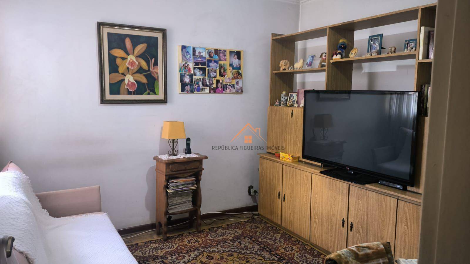 Casa à venda com 4 quartos, 180m² - Foto 14