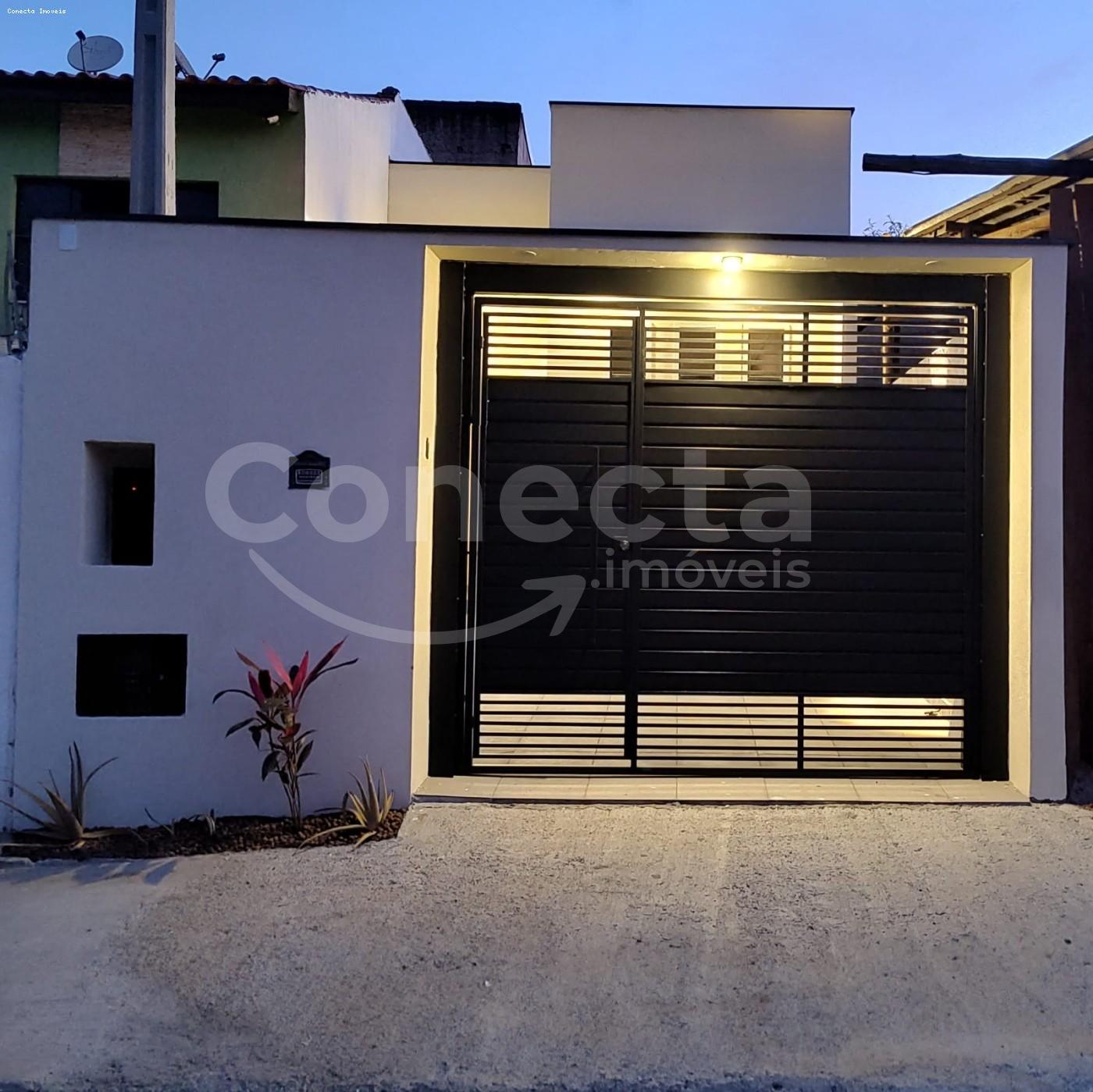 Casa à venda com 2 quartos, 70m² - Foto 3