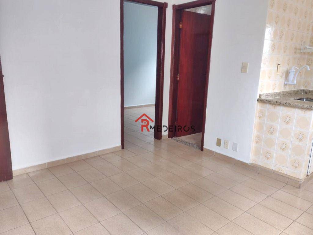 Apartamento à venda com 1 quarto, 34m² - Foto 3