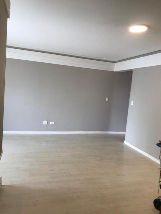 Apartamento à venda com 3 quartos, 102m² - Foto 1