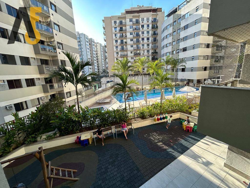 Apartamento à venda com 2 quartos, 58m² - Foto 13