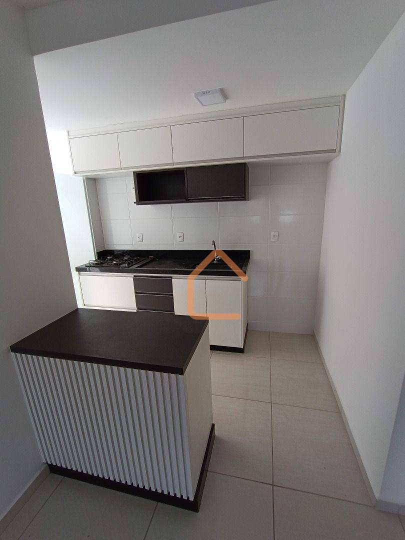 Apartamento para alugar com 2 quartos, 55m² - Foto 6
